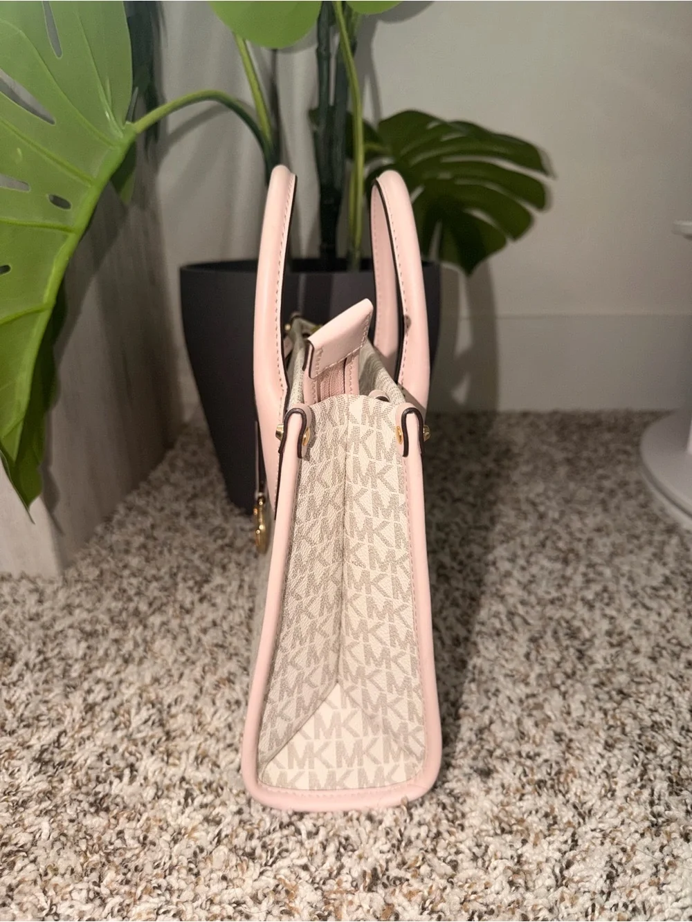 Michael Kors Light Pink Logo-Trim Crossbody